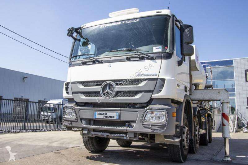 Camion Mercedes pompe à béton Actros 3241 8x4 Gazoil Euro 5 occasion - Photo 2